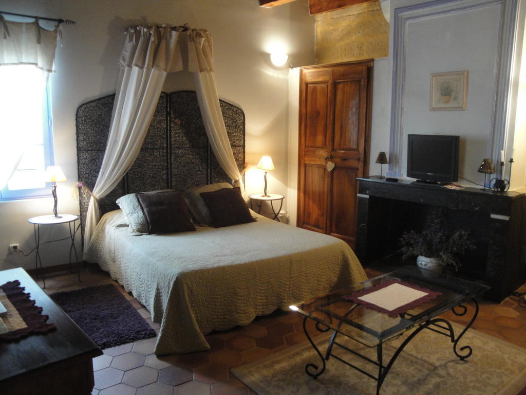 Bastide De La Treille Villa Montaren-et-Saint-Mediers Room photo