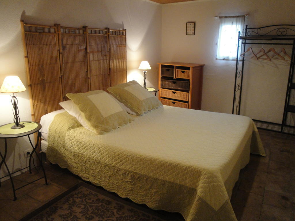 Bastide De La Treille Villa Montaren-et-Saint-Mediers Room photo