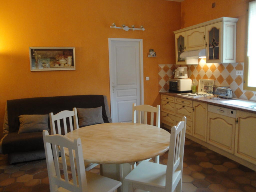 Bastide De La Treille Villa Montaren-et-Saint-Mediers Room photo