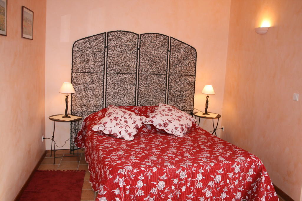 Bastide De La Treille Villa Montaren-et-Saint-Mediers Room photo