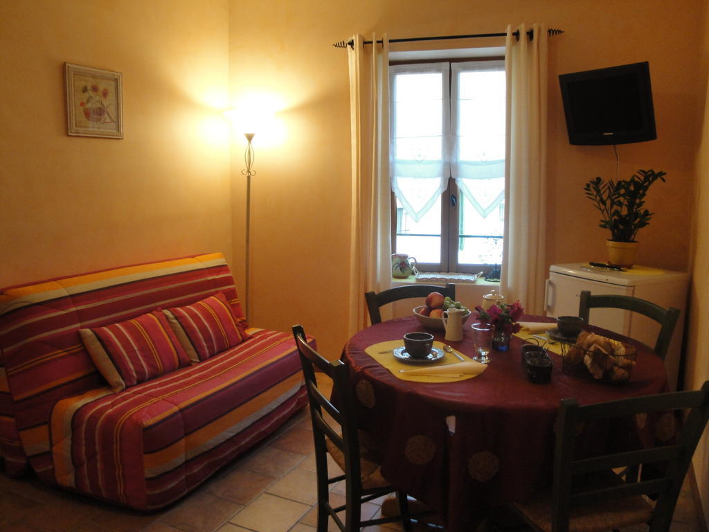 Bastide De La Treille Villa Montaren-et-Saint-Mediers Room photo